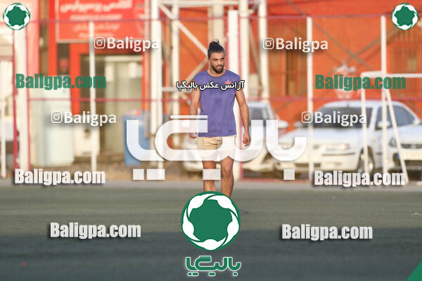 پرسپولیس 2–2 منتخب تهران