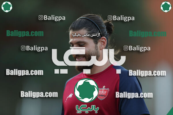 پرسپولیس 2–2 منتخب تهران