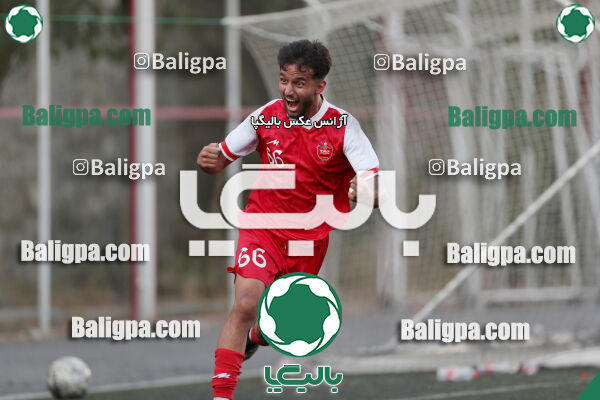 پرسپولیس 2–2 مقاومت