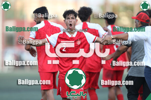 پرسپولیس 2–2 مقاومت
