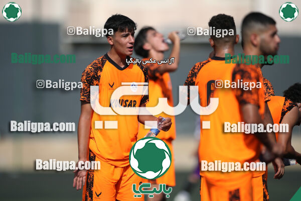 نارنجی پوشان کوهسار 1–1 هوادار