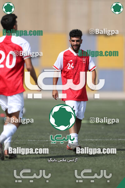 هوادار 1–2 پرسپولیس