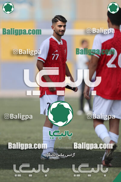 هوادار 1–2 پرسپولیس