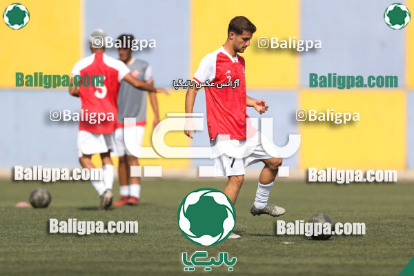 هوادار 1–2 پرسپولیس