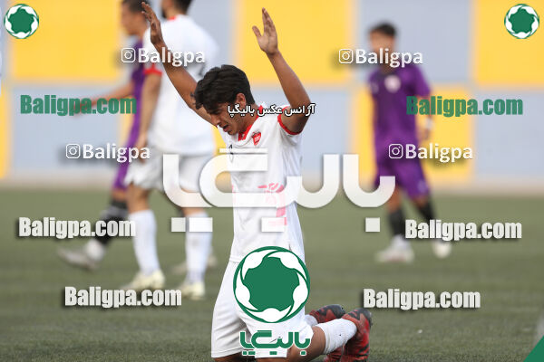 هوادار 1–2 پرسپولیس