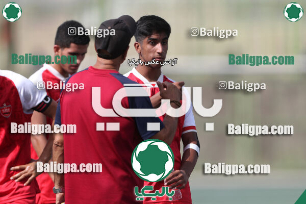 آریا ذوب اهن تهران 1–3 پرسپولیس