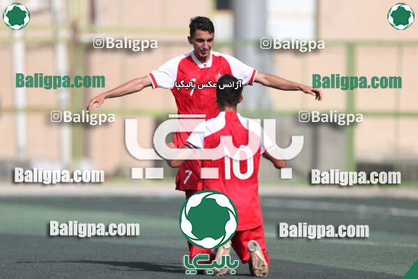آریا ذوب اهن تهران 1–3 پرسپولیس