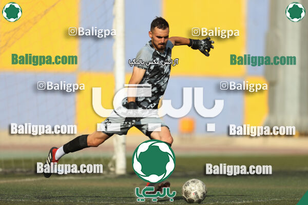 هوادار 1–1 نیروی زمینی