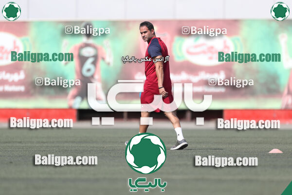 پرسپولیس 1–1 مقاومت