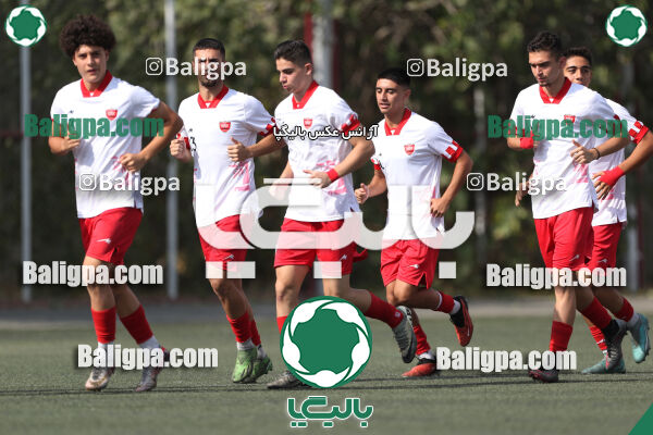 پرسپولیس 1–1 مقاومت