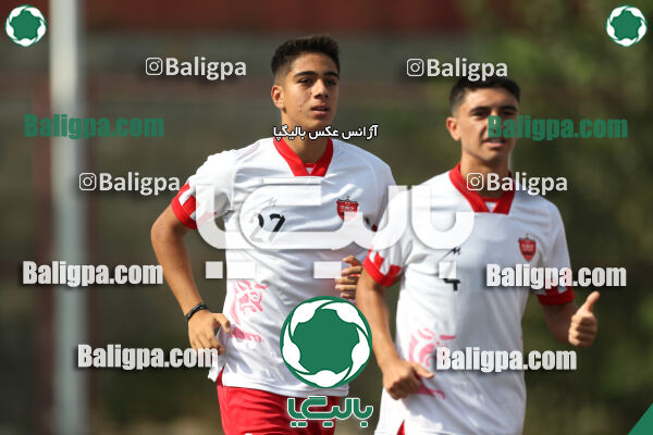 پرسپولیس 1–1 مقاومت