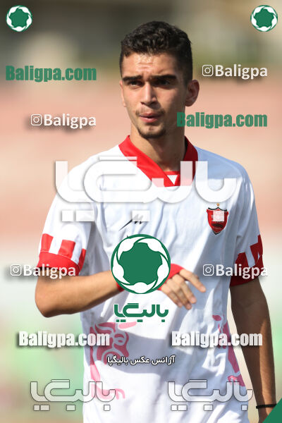 پرسپولیس 1–1 مقاومت