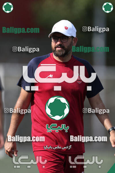 پرسپولیس 1–1 مقاومت