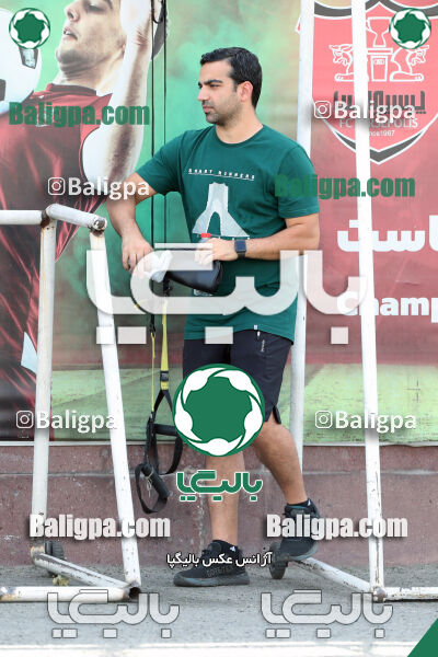 پرسپولیس 1–1 مقاومت