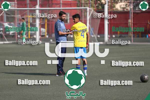 پرسپولیس 1–1 مقاومت