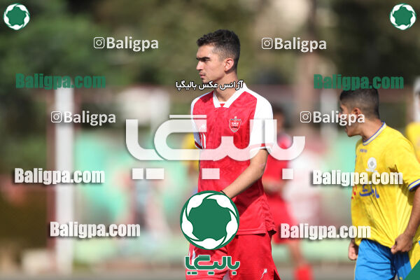 پرسپولیس 1–1 مقاومت