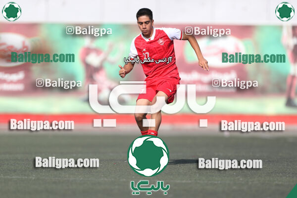 پرسپولیس 1–1 مقاومت