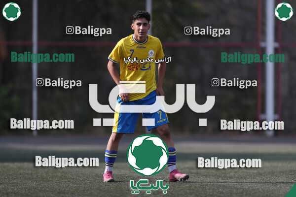 پرسپولیس 1–1 مقاومت