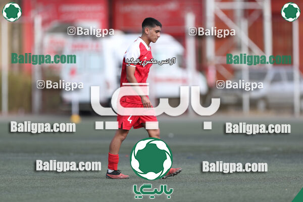 پرسپولیس 1–1 مقاومت