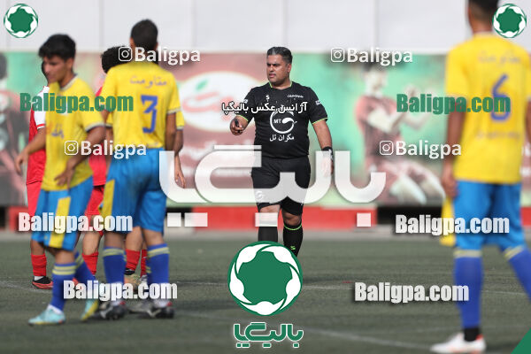 پرسپولیس 1–1 مقاومت