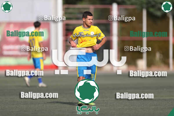 پرسپولیس 1–1 مقاومت