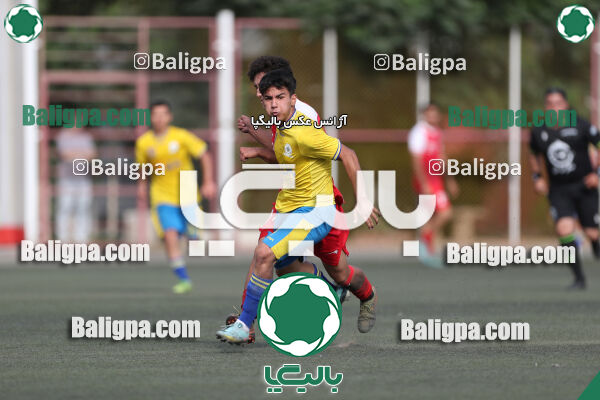 پرسپولیس 1–1 مقاومت