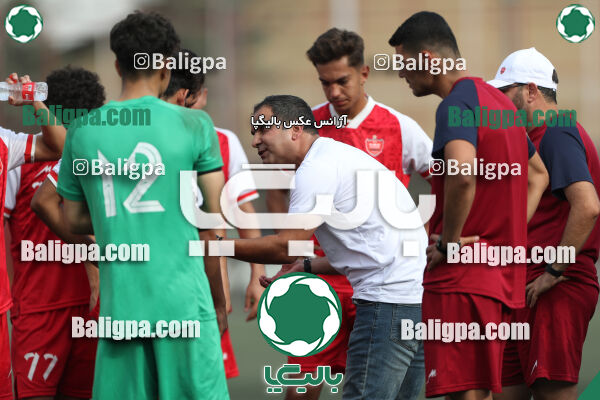 پرسپولیس 1–1 مقاومت