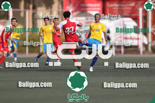 پرسپولیس 1–1 مقاومت