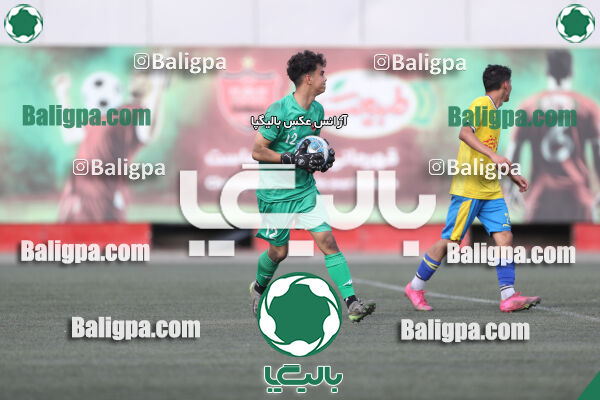 پرسپولیس 1–1 مقاومت