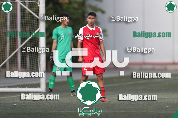 پرسپولیس 1–1 مقاومت
