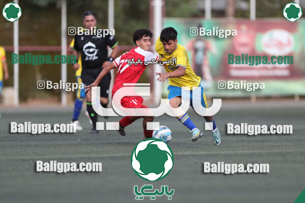 پرسپولیس 1–1 مقاومت
