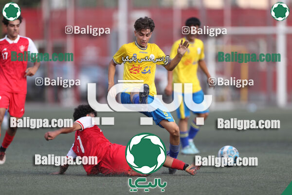پرسپولیس 1–1 مقاومت
