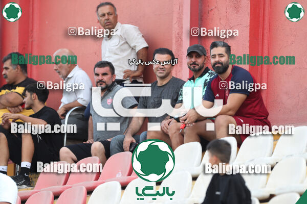 پرسپولیس 1–1 مقاومت