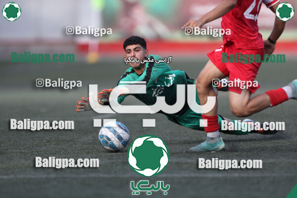 پرسپولیس 1–1 مقاومت