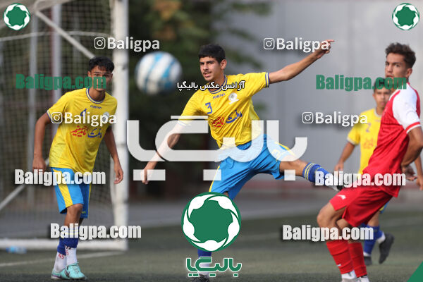 پرسپولیس 1–1 مقاومت