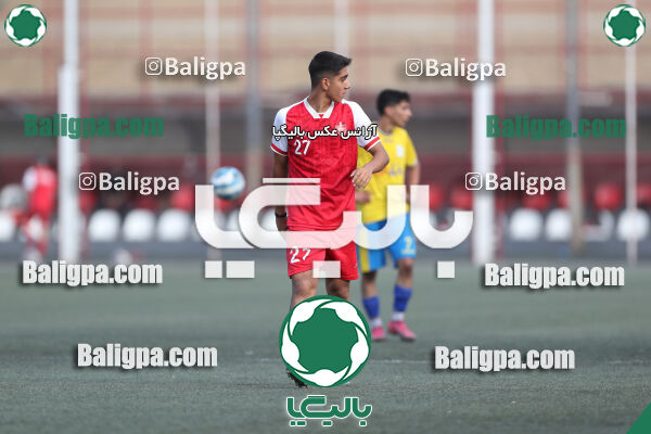 پرسپولیس 1–1 مقاومت