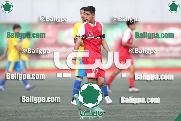 پرسپولیس 1–1 مقاومت