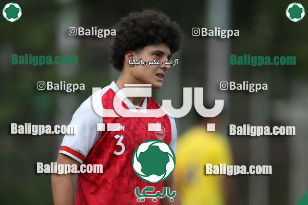پرسپولیس 1–1 مقاومت