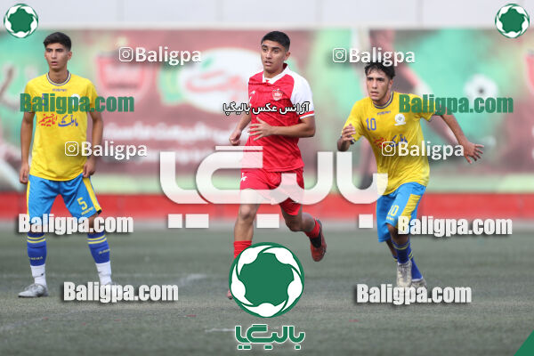پرسپولیس 1–1 مقاومت