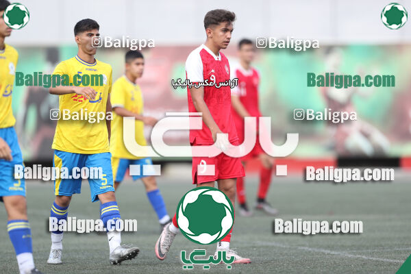 پرسپولیس 1–1 مقاومت