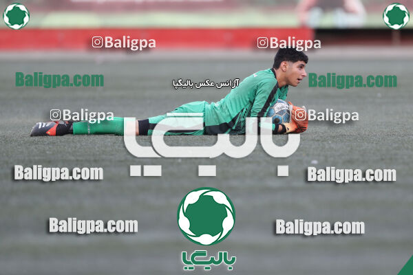 پرسپولیس 1–1 مقاومت