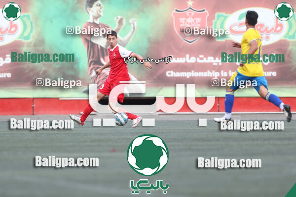 پرسپولیس 1–1 مقاومت