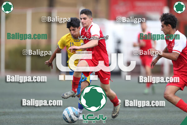 پرسپولیس 1–1 مقاومت