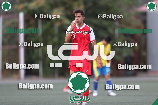 پرسپولیس 1–1 مقاومت