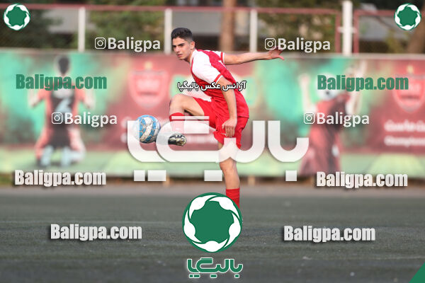 پرسپولیس 1–1 مقاومت