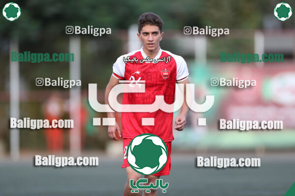 پرسپولیس 1–1 مقاومت