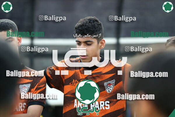 توانا 5–0 آریا پارس