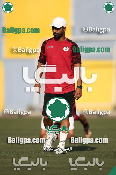 پیکان 1–1 شاهین