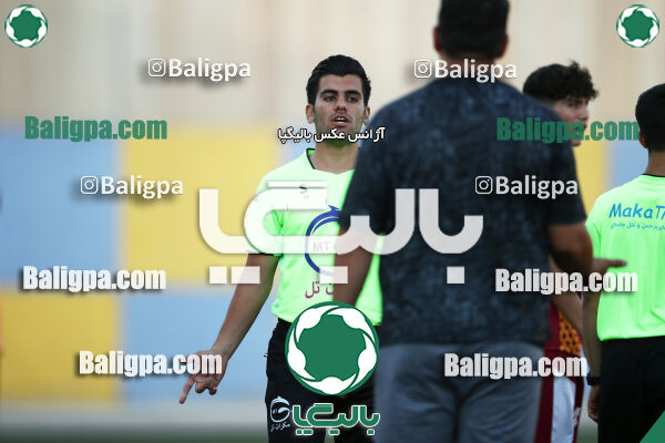 پیکان 1–1 شاهین