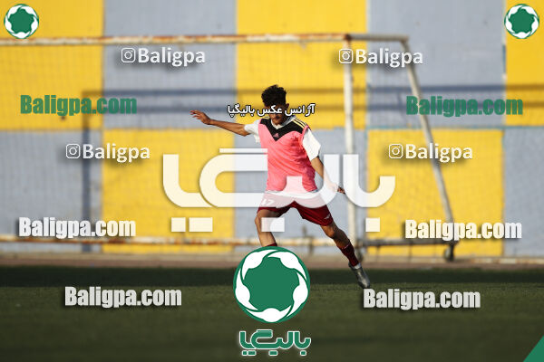 پیکان 1–1 شاهین